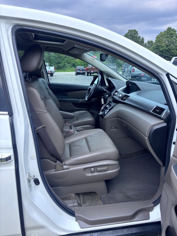 2013 Honda Odyssey Image 11