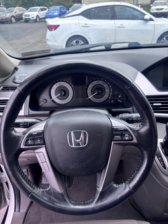 2013 Honda Odyssey Image 17