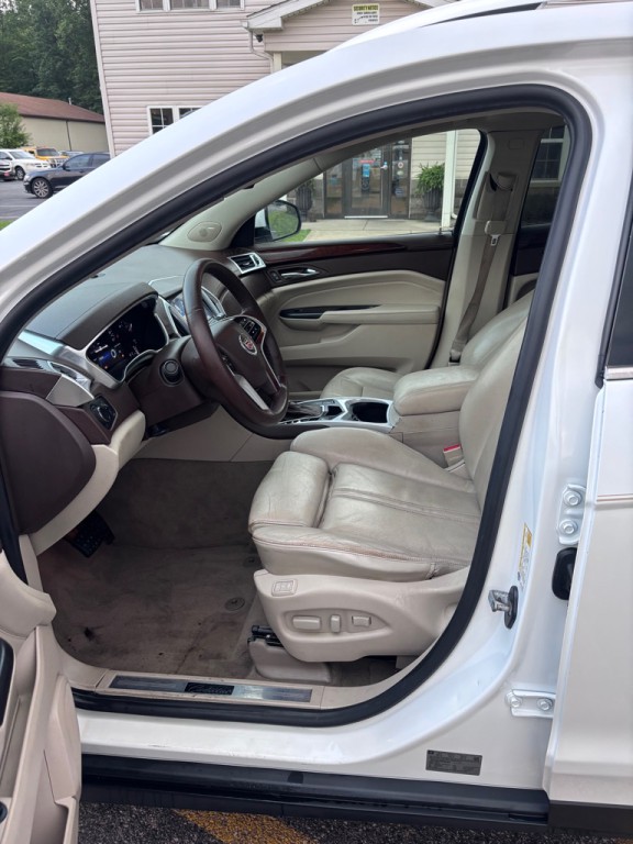 2013 Cadillac SRX Image 9