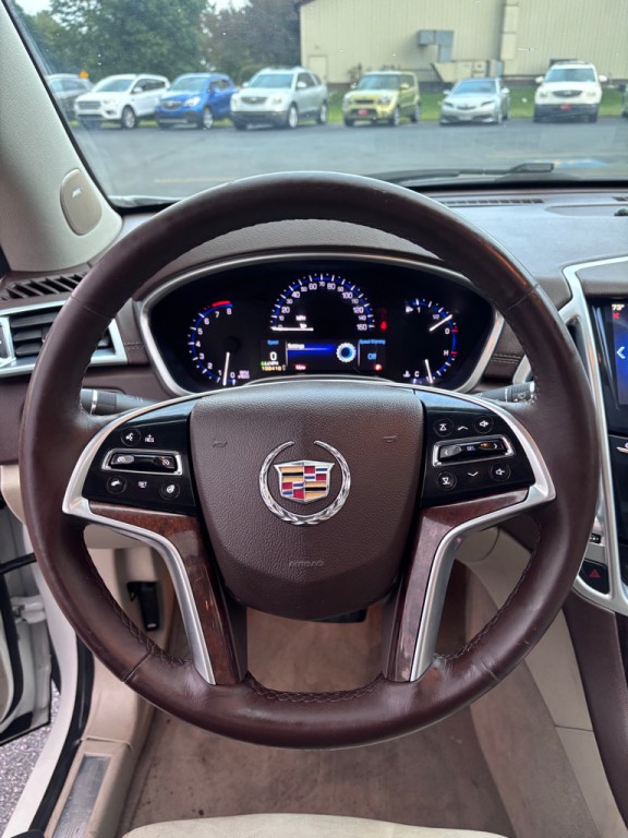 2013 Cadillac SRX Image 16