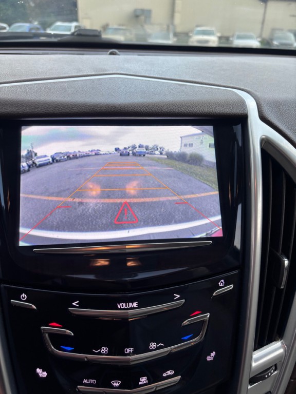 2013 Cadillac SRX Image 18
