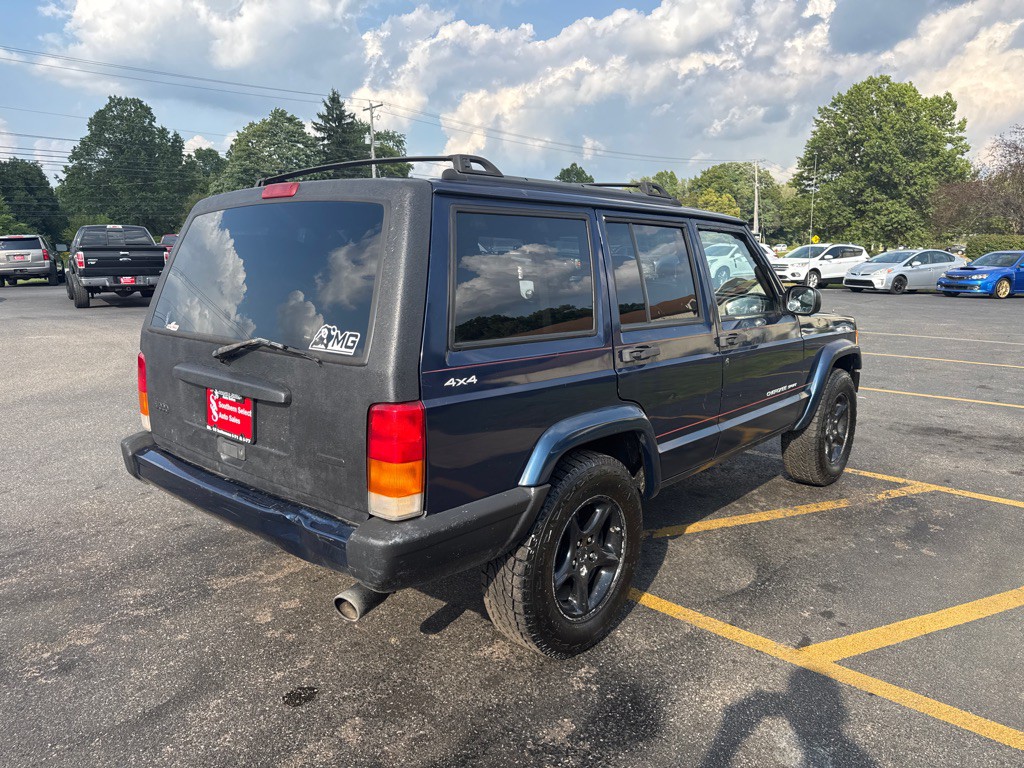 2000 Jeep Cherokee Image 6
