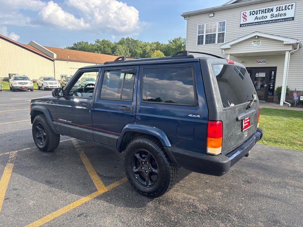 2000 Jeep Cherokee Image 8