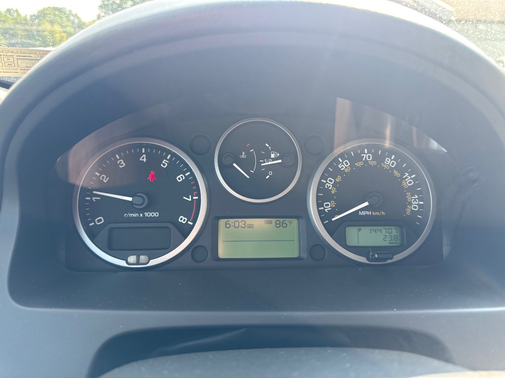 2011 Land Rover LR2 Image 16