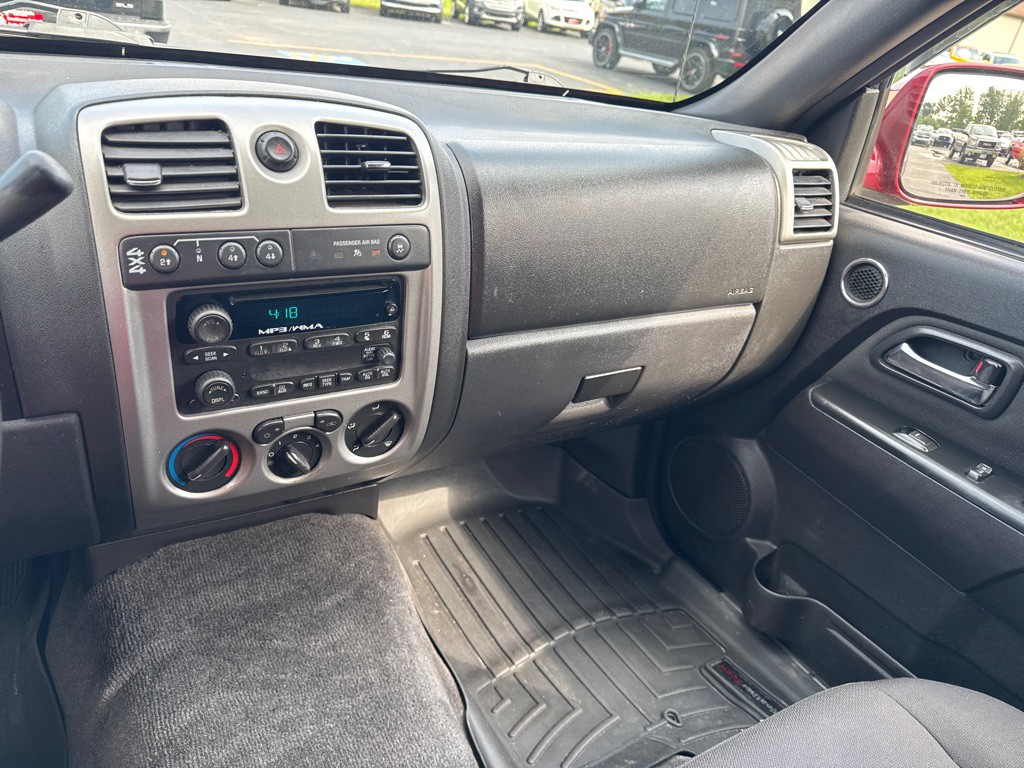 2011 Chevrolet Colorado Image 16