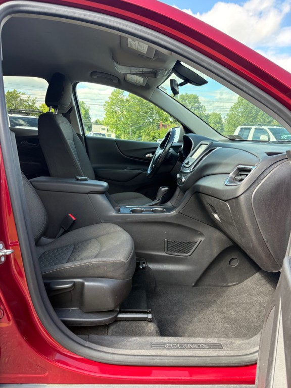 2018 Chevrolet Equinox Image 11