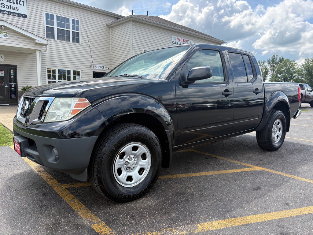2012 Nissan Frontier Image 2