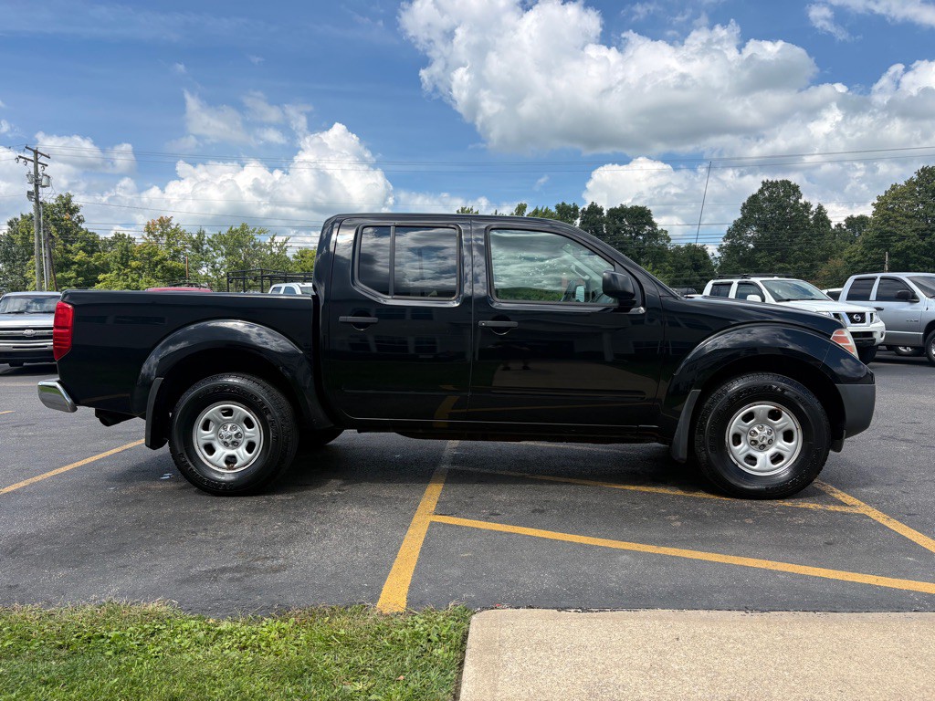 2012 Nissan Frontier Image 5