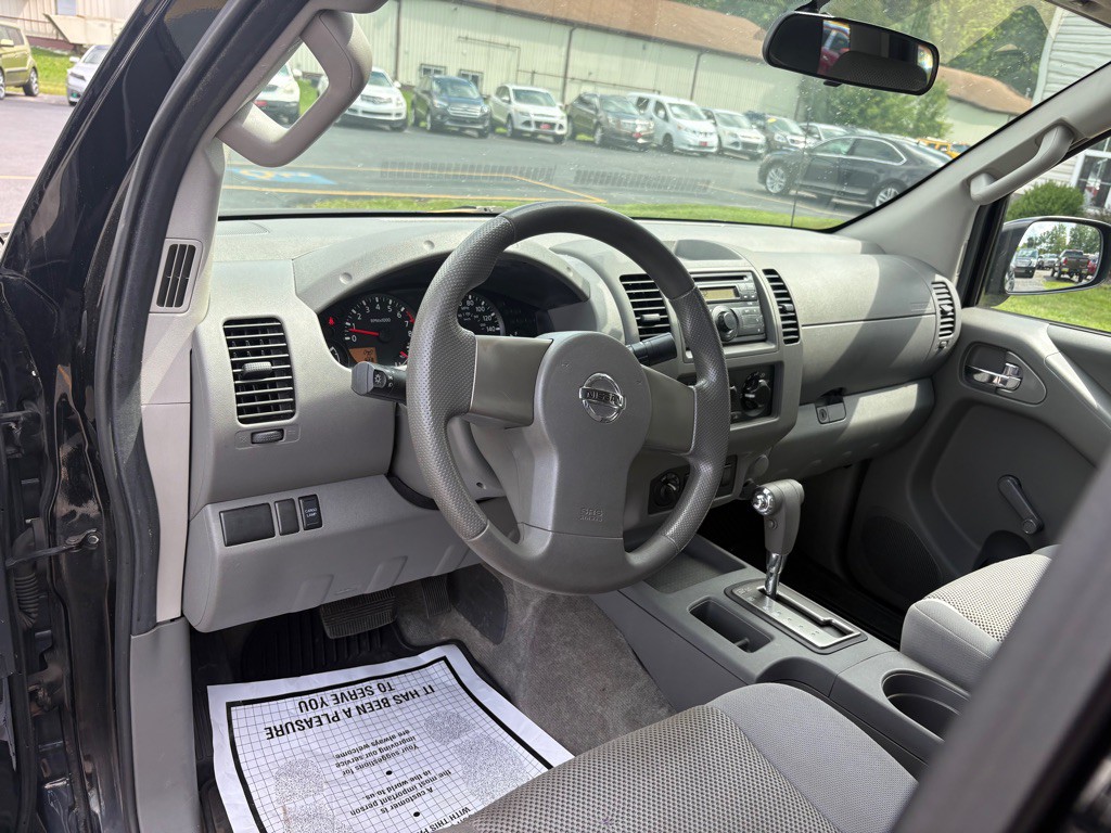 2012 Nissan Frontier Image 13