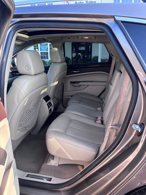 2012 Cadillac SRX Image 10