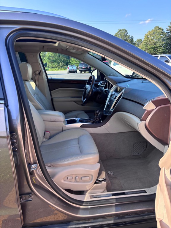2012 Cadillac SRX Image 11