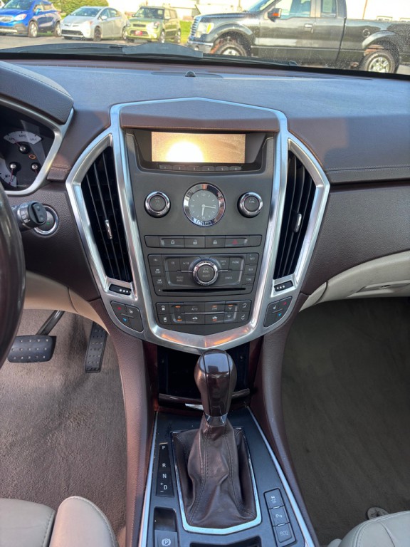 2012 Cadillac SRX Image 15