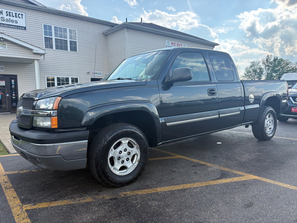 2004 Chevrolet Silverado 1500 Image 2