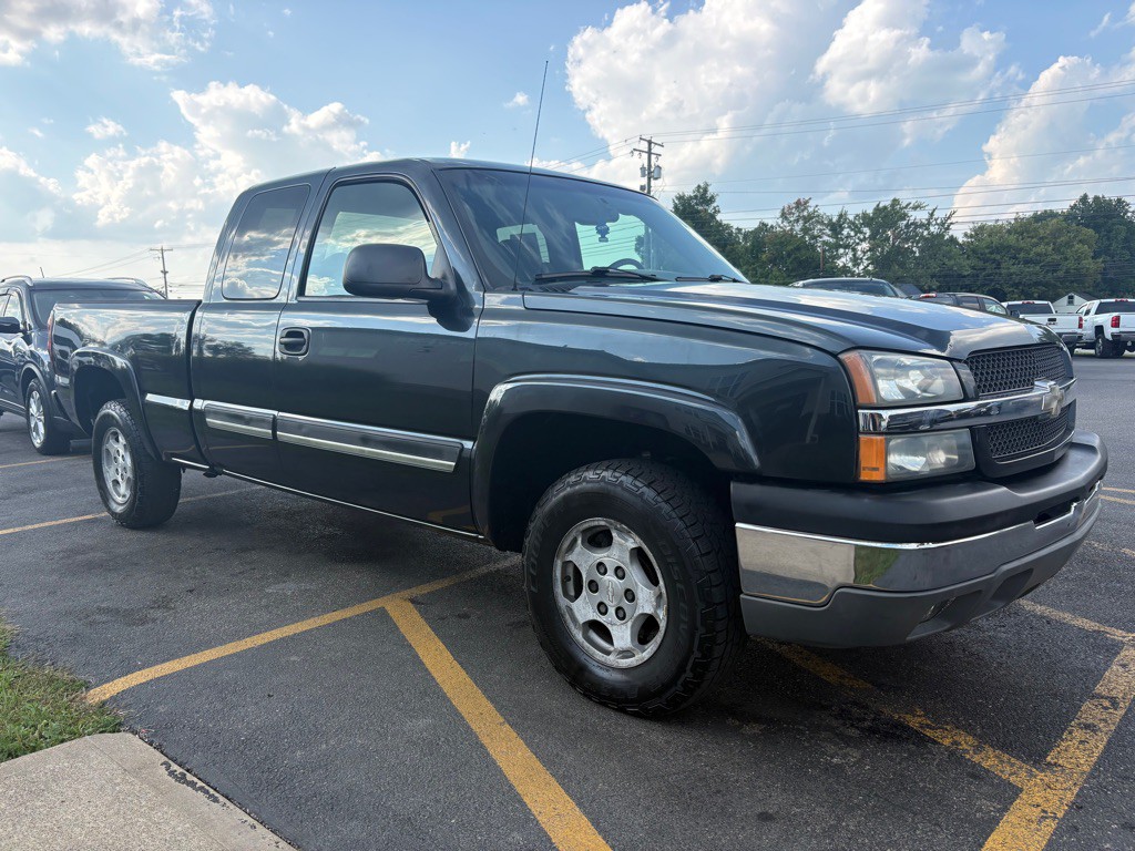 2004 Chevrolet Silverado 1500 Image 4