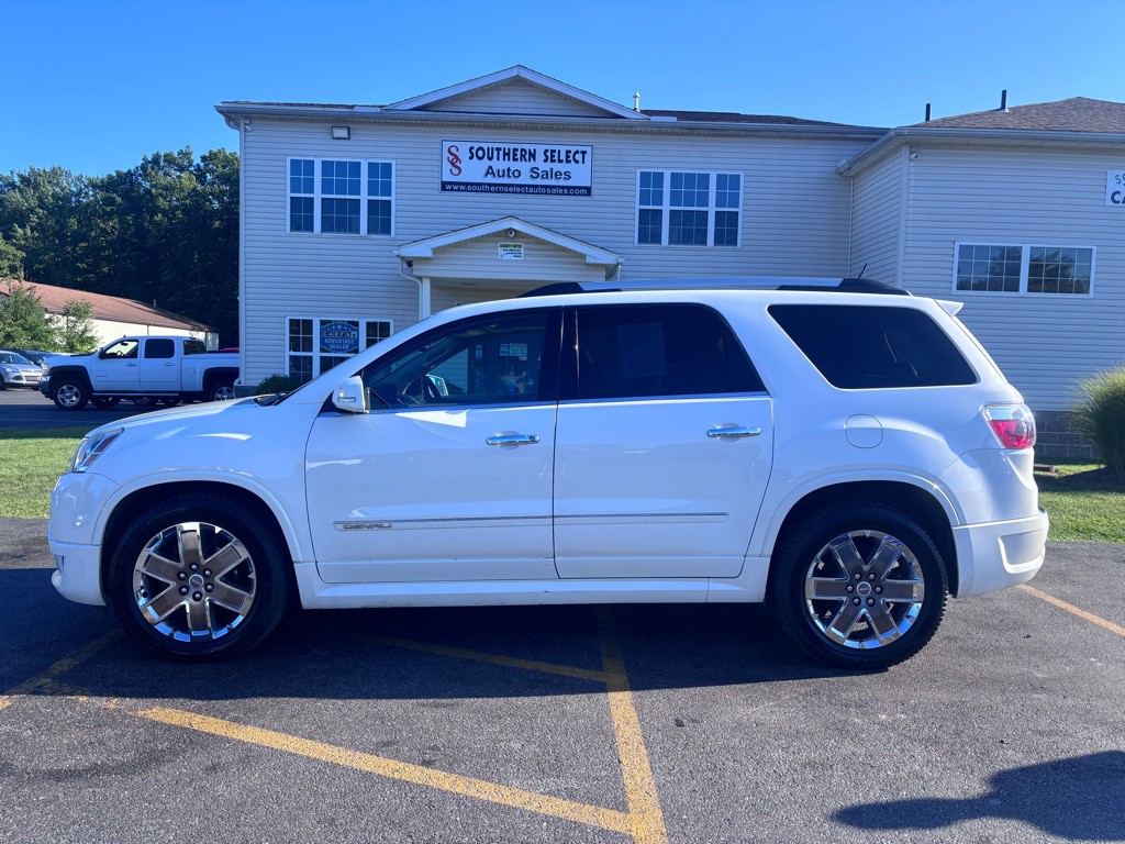 2012 GMC Acadia Image 1