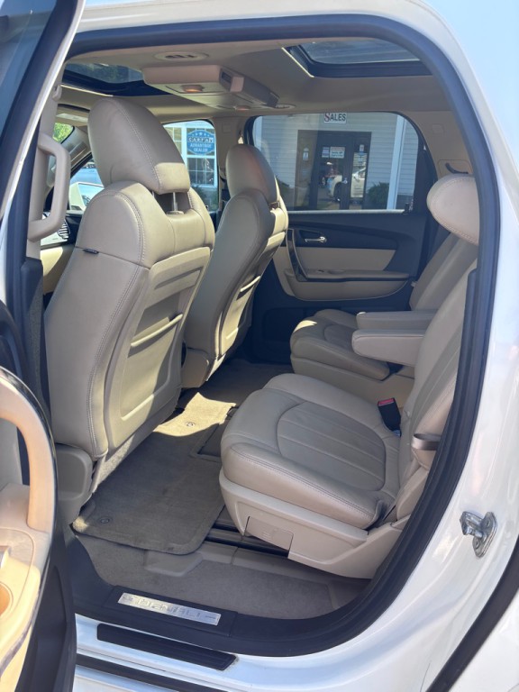 2012 GMC Acadia Image 31