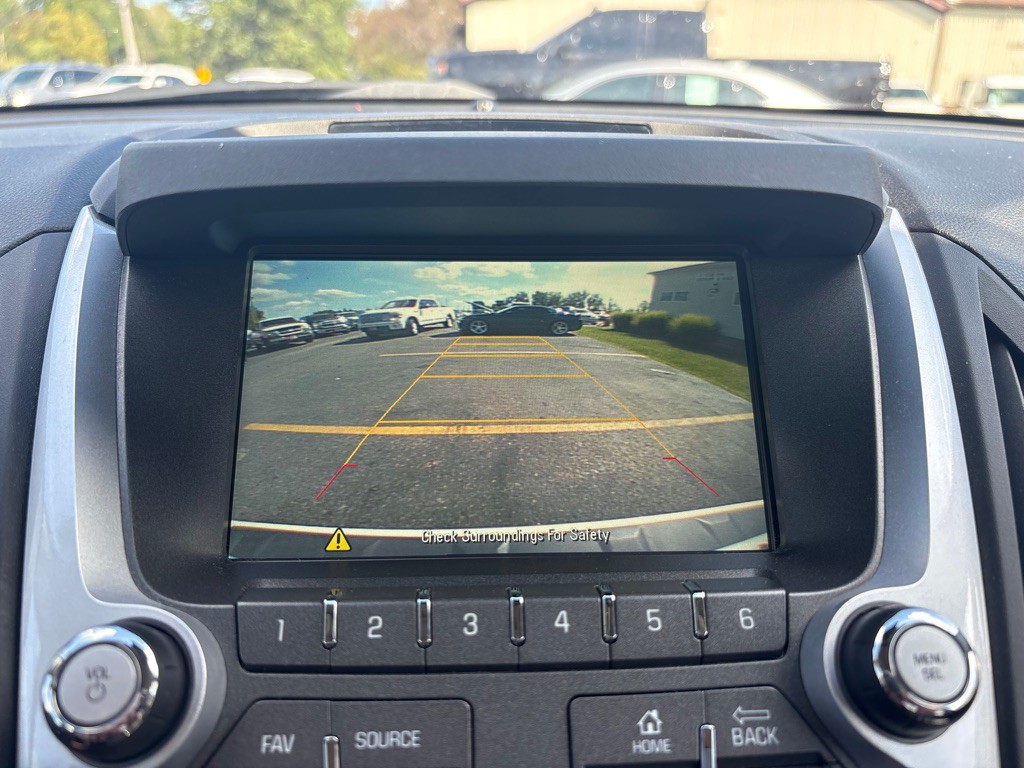 2015 Chevrolet Equinox Image 16
