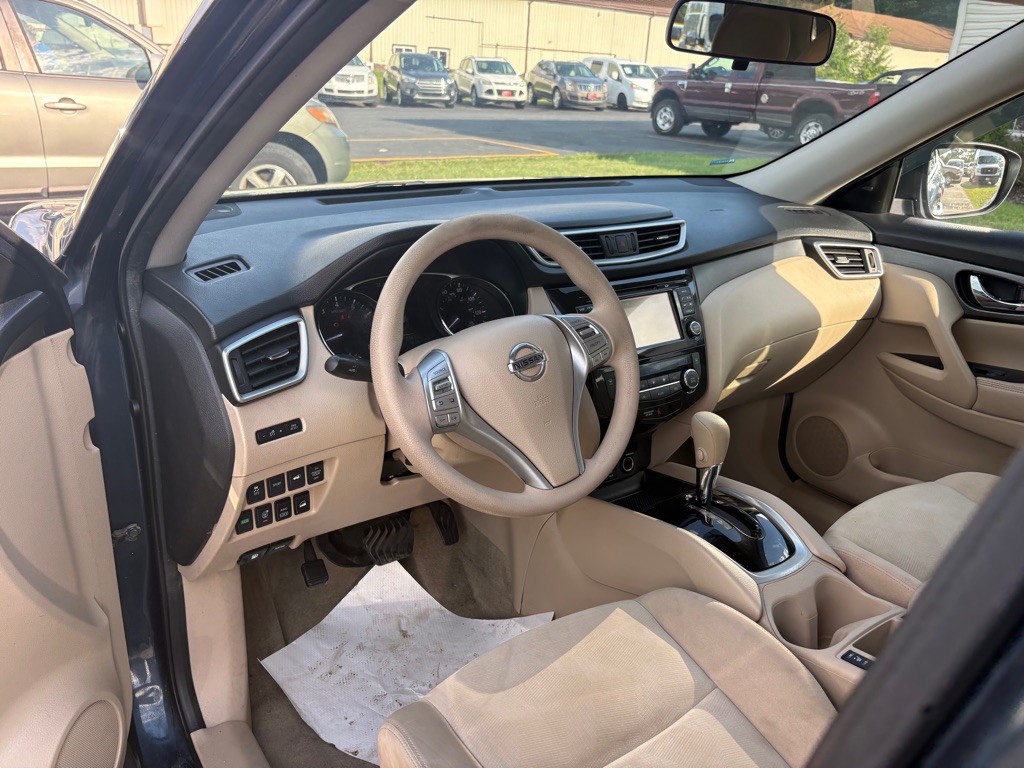 2015 Nissan Rogue Image 14