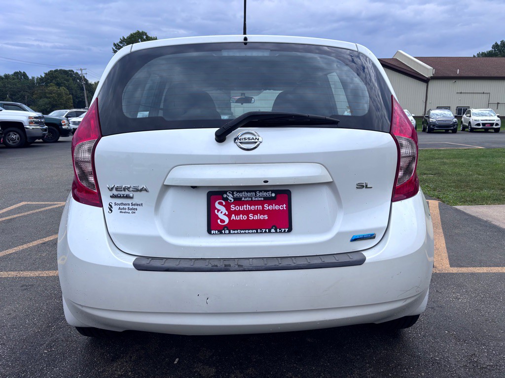 2015 Nissan Versa Image 7
