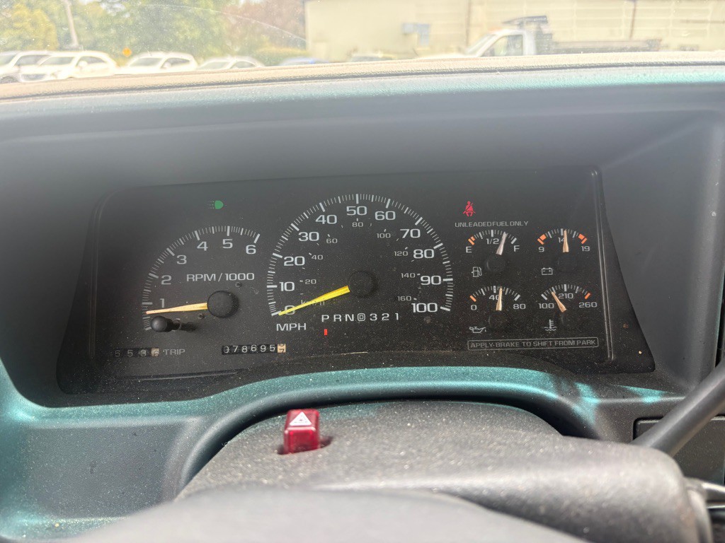2000 GMC Sierra Image 14