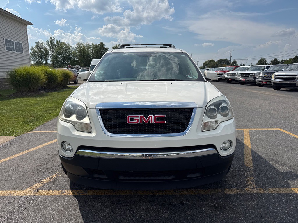 2011 GMC Acadia Image 3