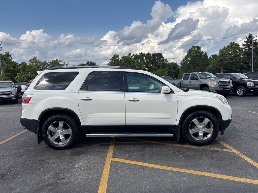 2011 GMC Acadia Image 5