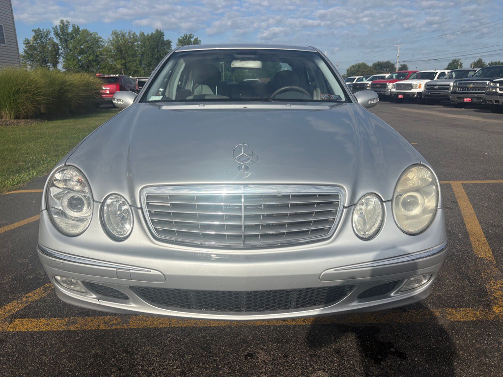 2003 Mercedes-Benz E-Class Image 3