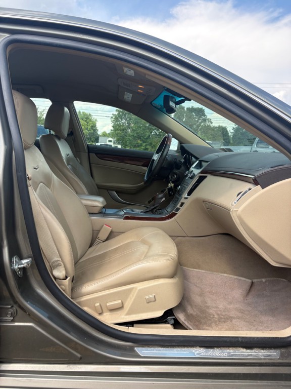 2011 Cadillac CTS Image 11