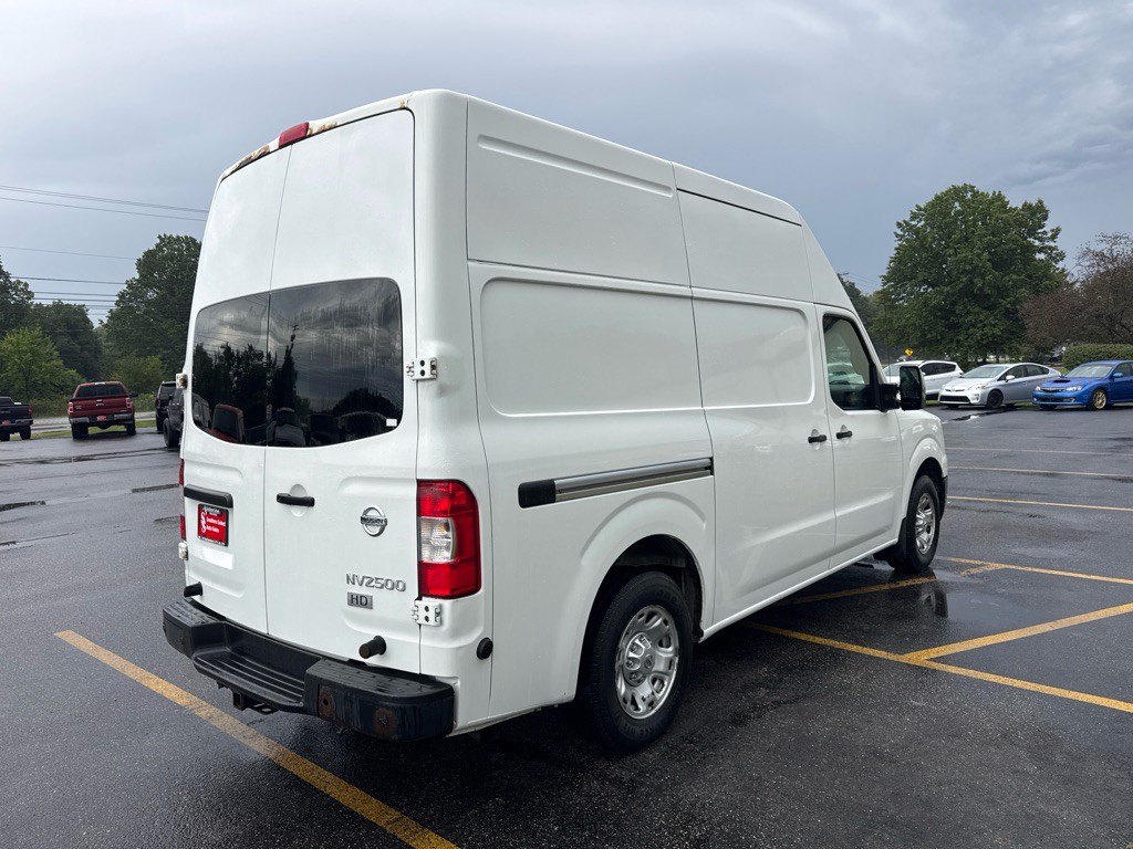 2015 Nissan NV Image 6