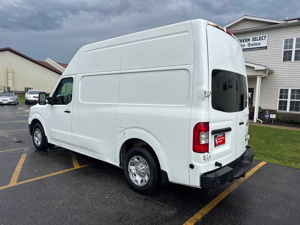 2015 Nissan NV Image 8
