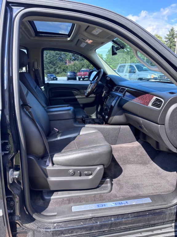 2013 GMC Yukon Image 11