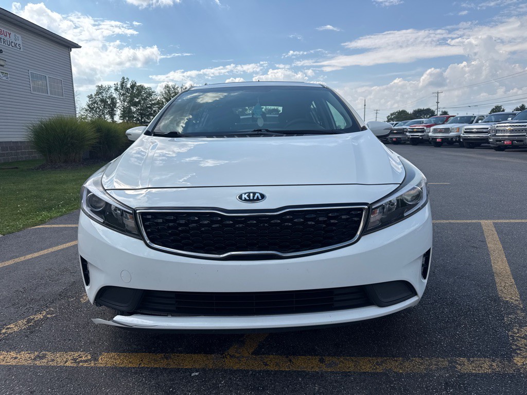 2017 Kia Forte Image 3