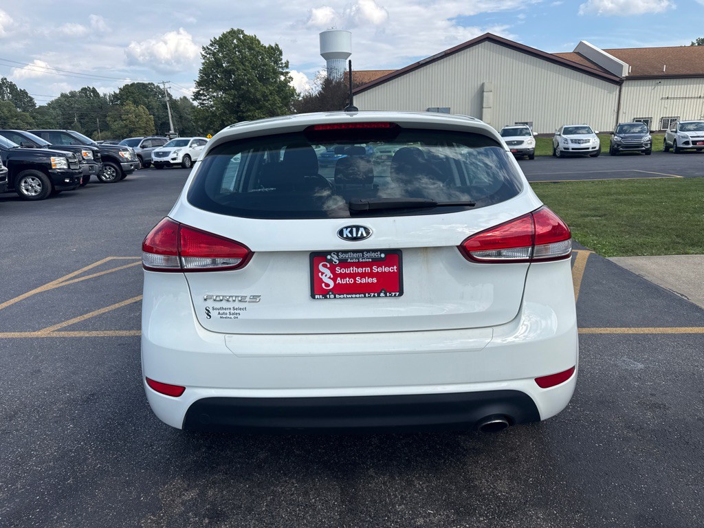 2017 Kia Forte Image 7