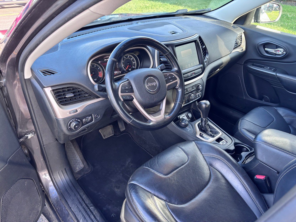2015 Jeep Cherokee Image 14