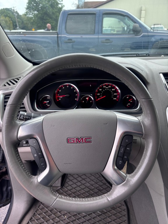2014 GMC Acadia Image 17