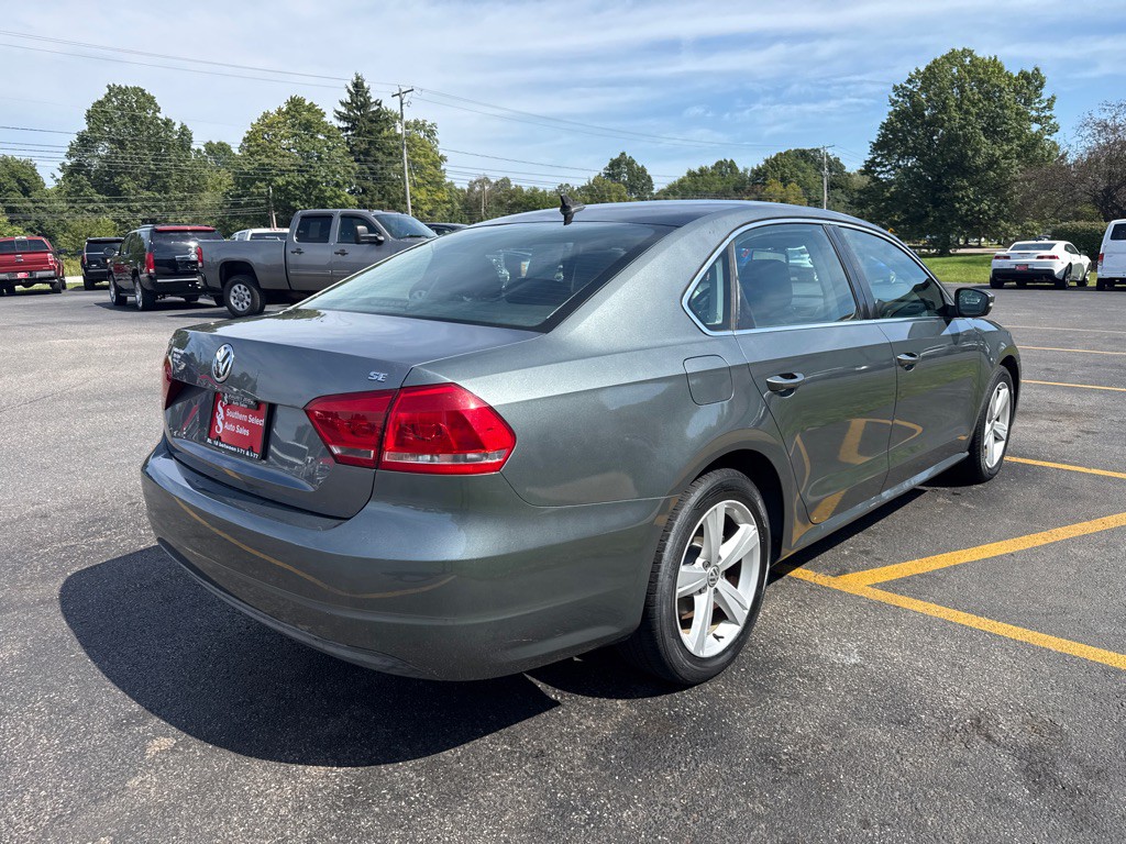 2013 Volkswagen Passat Image 6