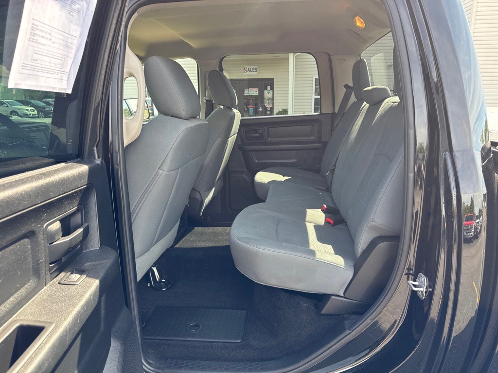 2014 RAM 1500 Image 12