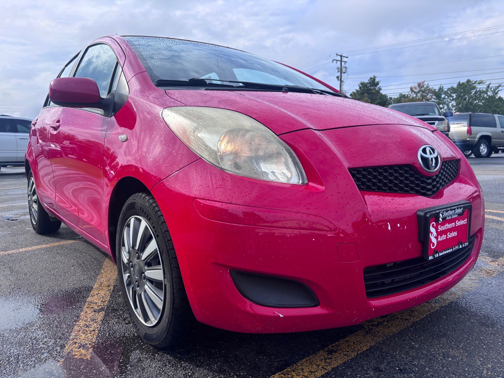 2009 Toyota Yaris Image 4
