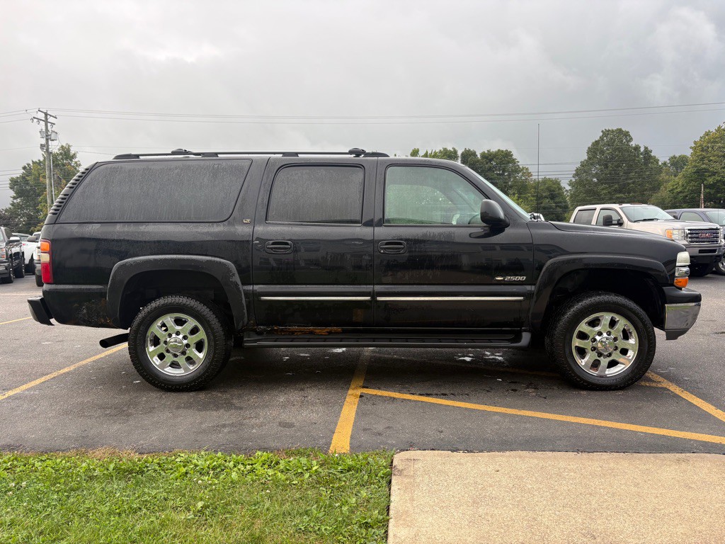 2001 Chevrolet Suburban Image 5