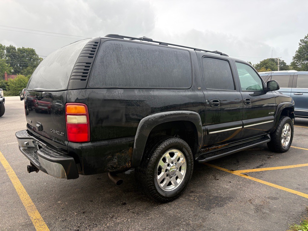 2001 Chevrolet Suburban Image 6