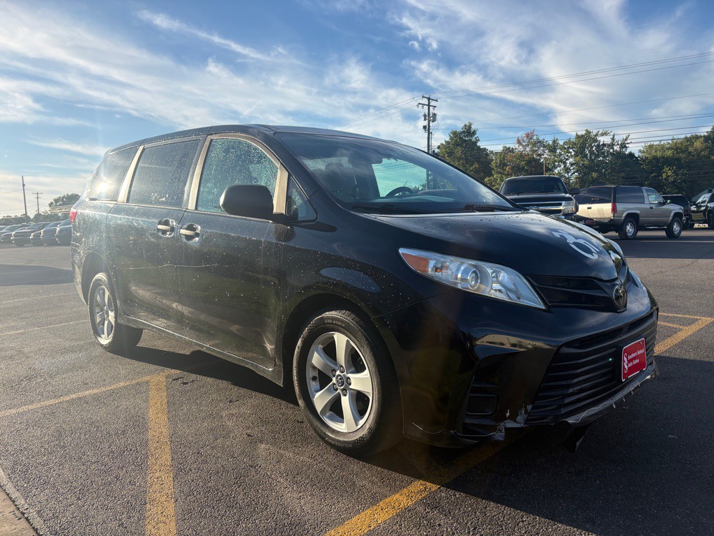 2020 Toyota Sienna Image 4