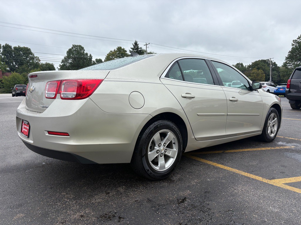 2013 Chevrolet Malibu Image 6