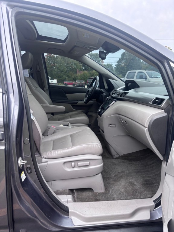 2016 Honda Odyssey Image 11