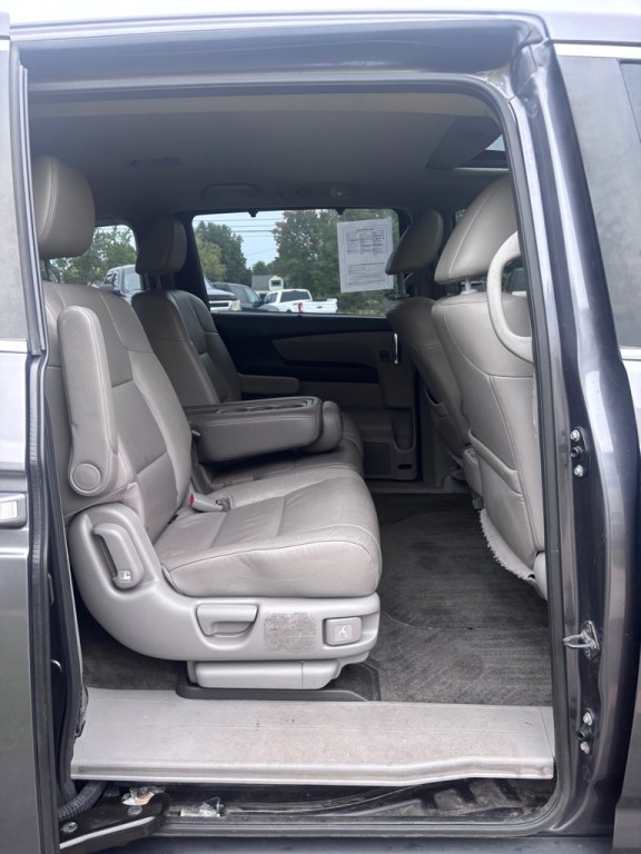 2016 Honda Odyssey Image 12