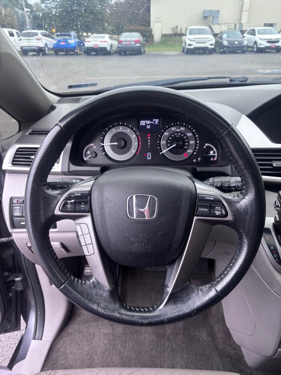 2016 Honda Odyssey Image 17