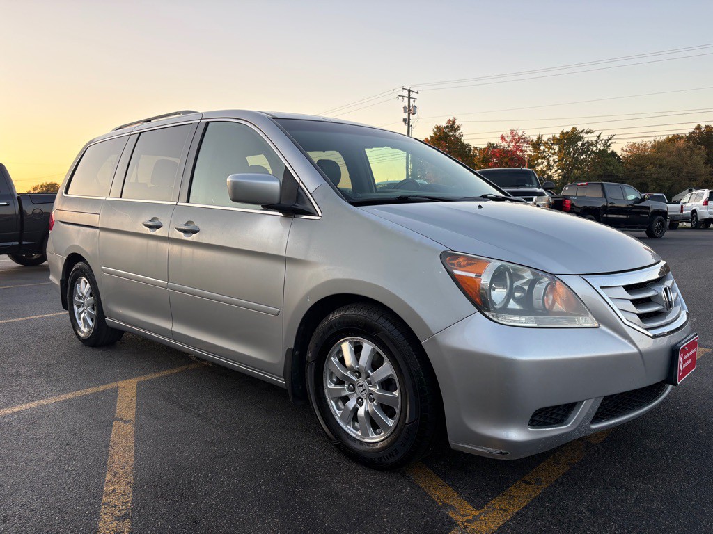 2010 Honda Odyssey Image 4