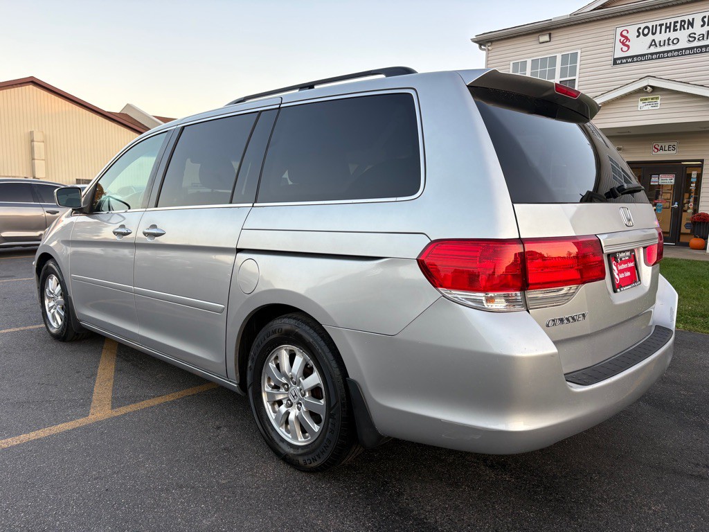 2010 Honda Odyssey Image 8