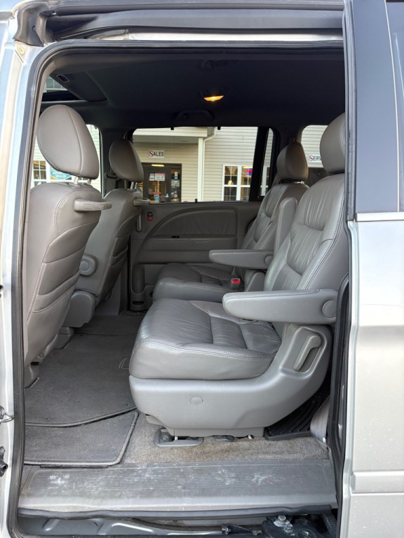 2010 Honda Odyssey Image 10