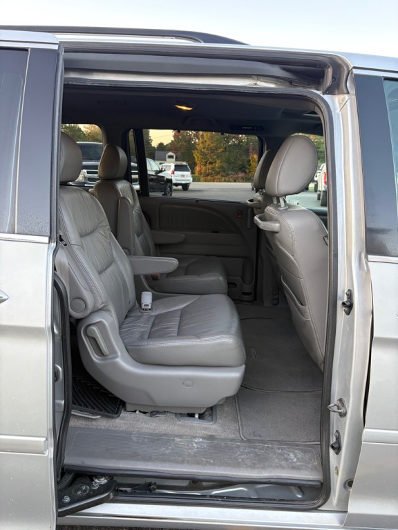 2010 Honda Odyssey Image 12