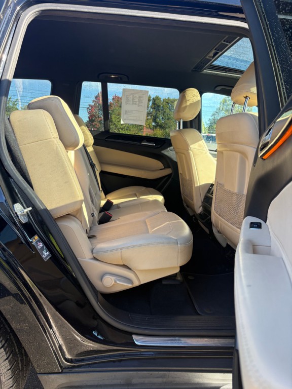 2017 Mercedes-Benz GLS-Class Image 12